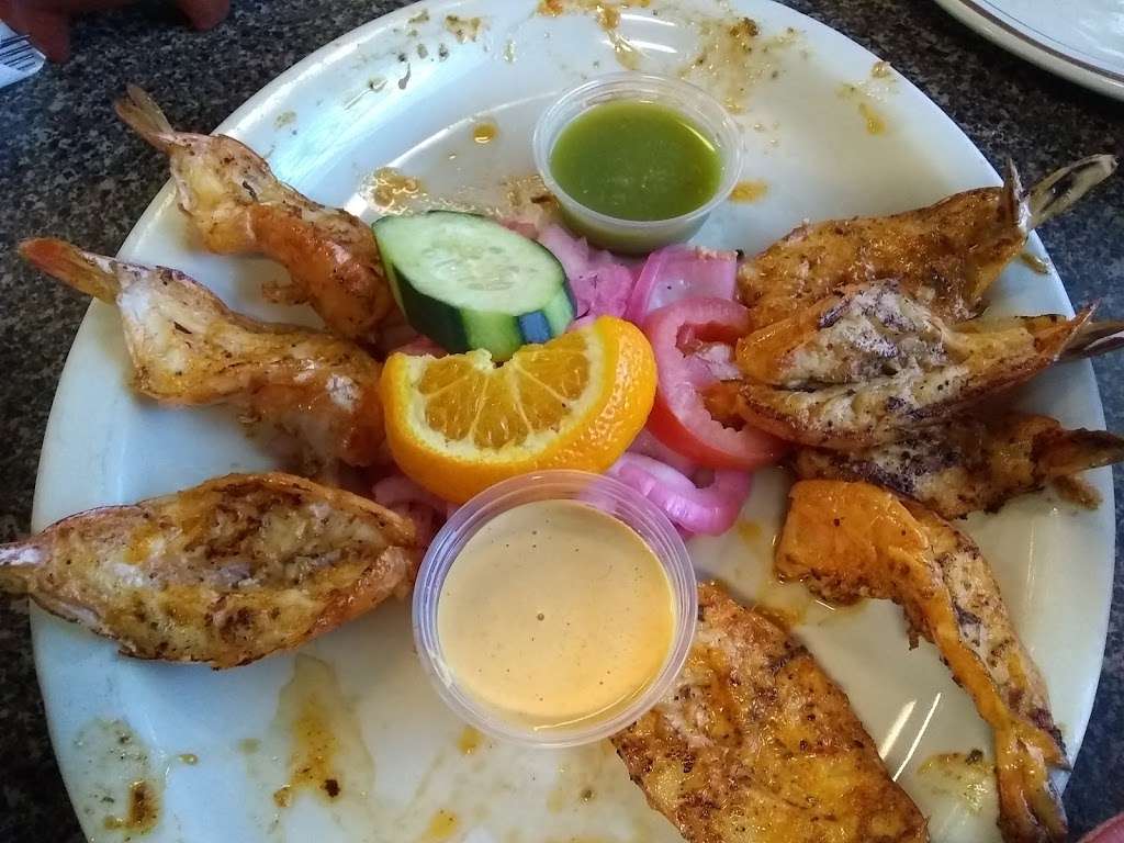 La Mojarra Loca | 3210 E Lake Mead Blvd, North Las Vegas, NV 89030, USA | Phone: (702) 452-0180