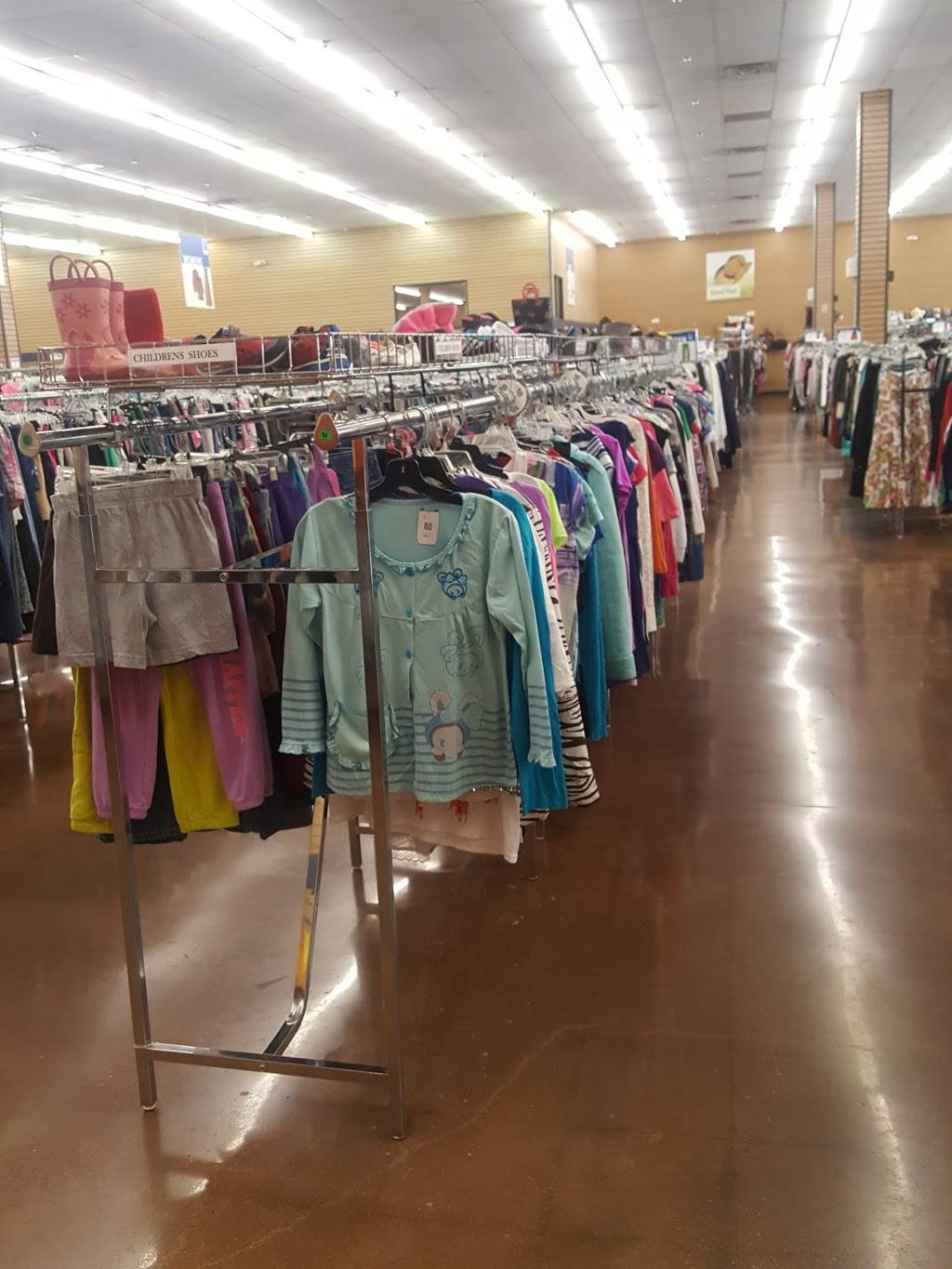 Goodwill Store - Arkansas | 1100 W Arkansas Ln, Arlington, TX 76013, USA | Phone: (817) 459-2688