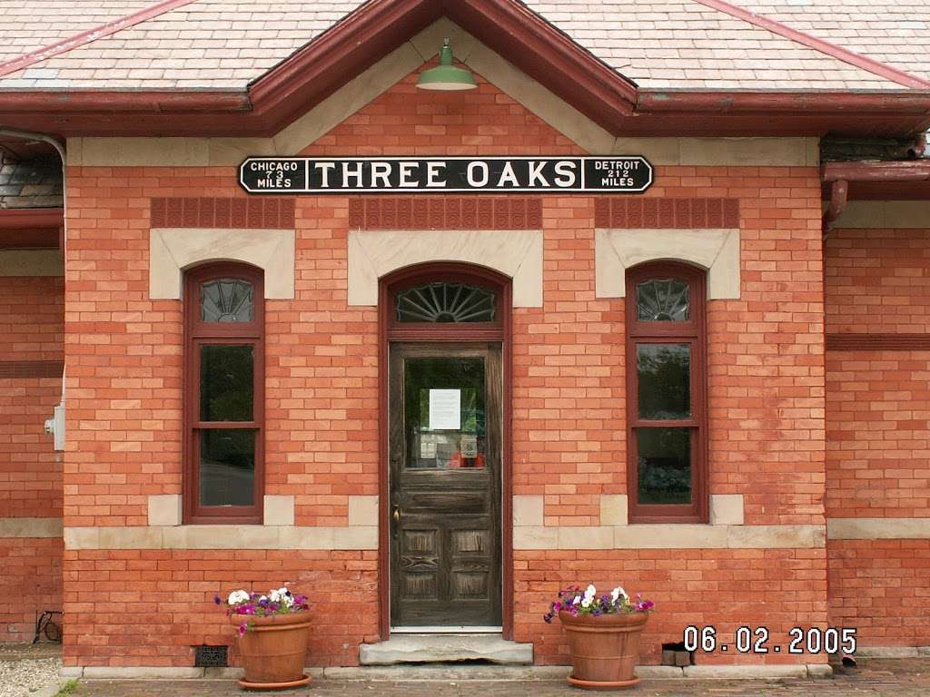 Old Three Oaks Train Station - museum  | Photo 4 of 4 | Address: Three Oaks, MI 49128, USA