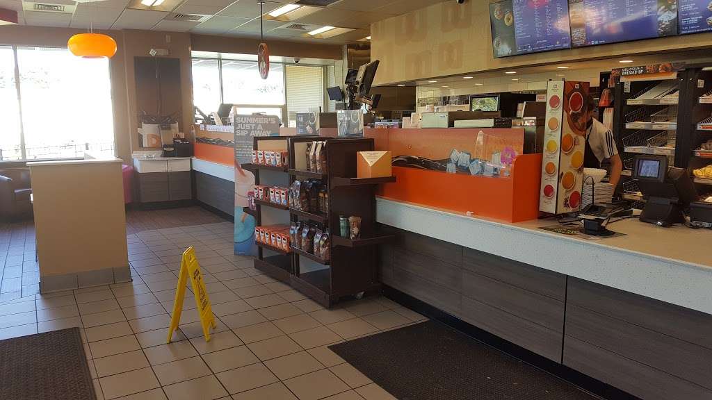 Dunkin Donuts | 3606 Linden St, Bethlehem, PA 18020, USA | Phone: (610) 865-2299