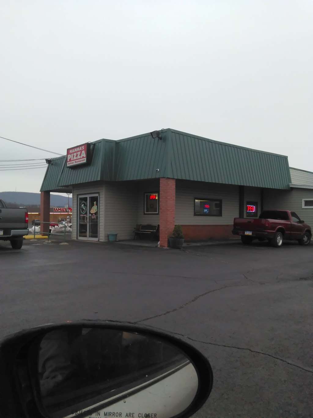 Mammas Pizza & Restaurant | 138 Buchanan Trail, Mcconnellsburg, PA 17233, USA | Phone: (717) 485-5335