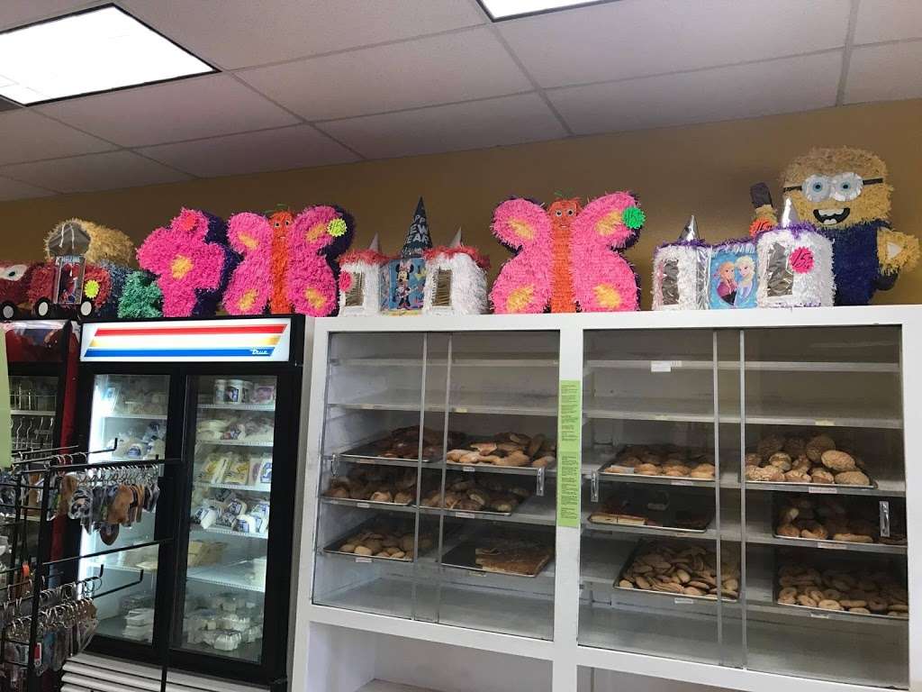 Saritas Bakery & More | 5211 Barker Cypress Rd #111, Houston, TX 77084, USA | Phone: (281) 656-2229