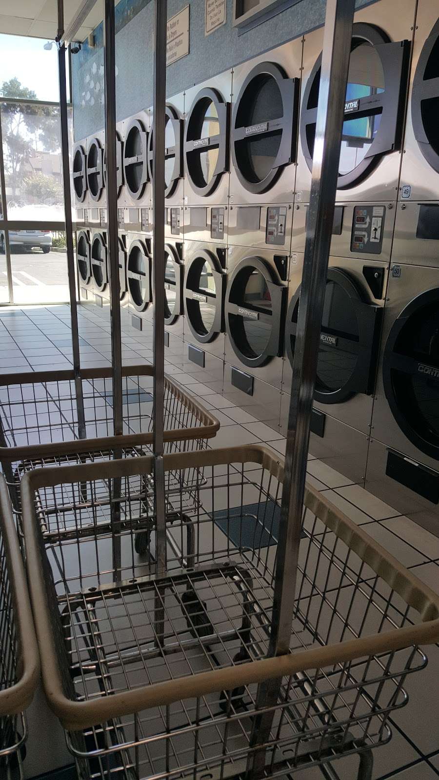 Laundry Lavanderia | 133 S Mednik Ave, East Los Angeles, CA 90022, USA