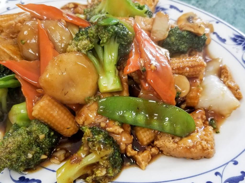 Jade Bowl Chinese Restaurant | 8881 W 75th St, Overland Park, KS 66204 | Phone: (913) 341-3222