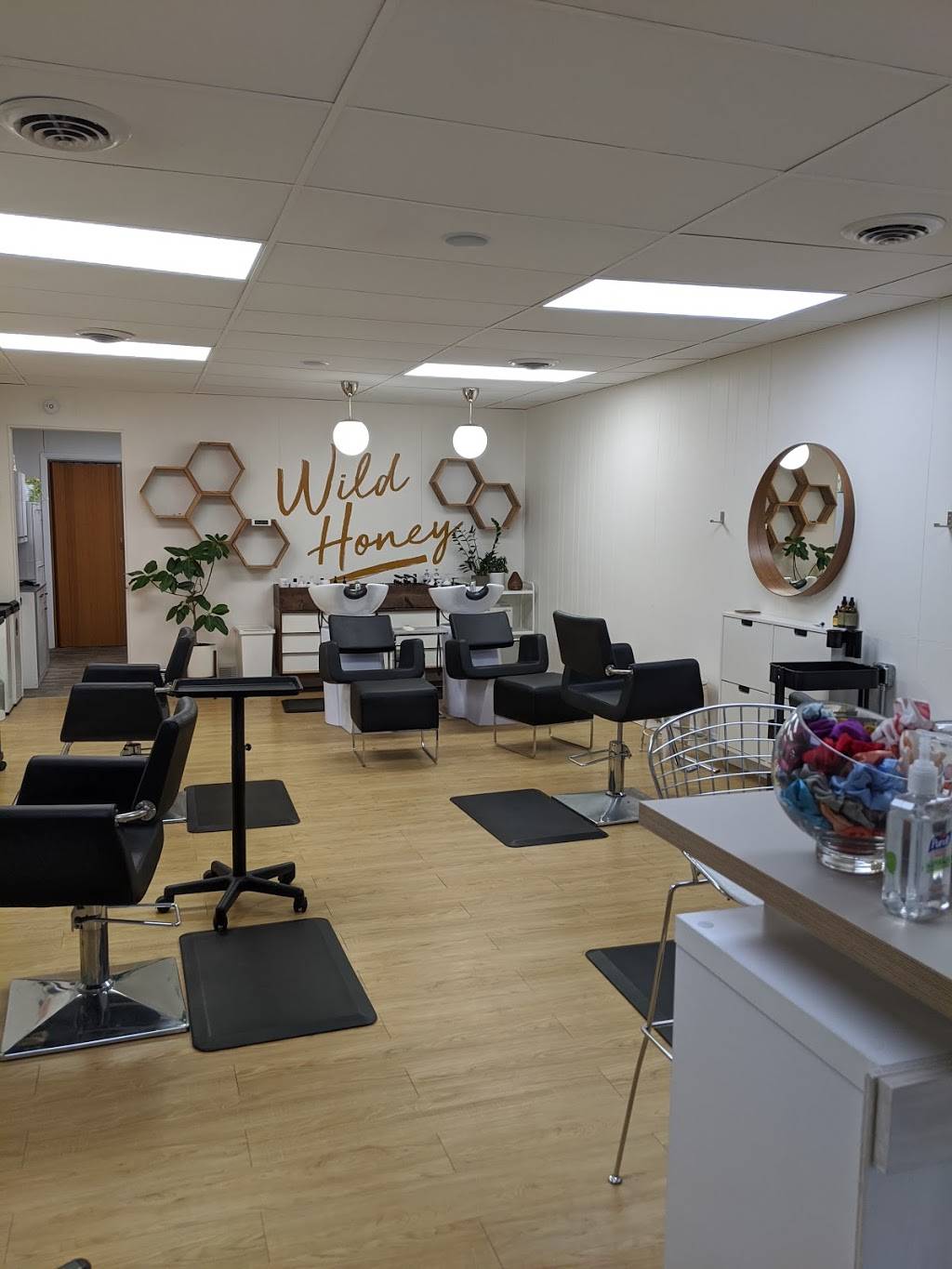 Wild Honey Salon | 3966 Montgomery Rd, Cincinnati, OH 45212, USA | Phone: (513) 452-3757