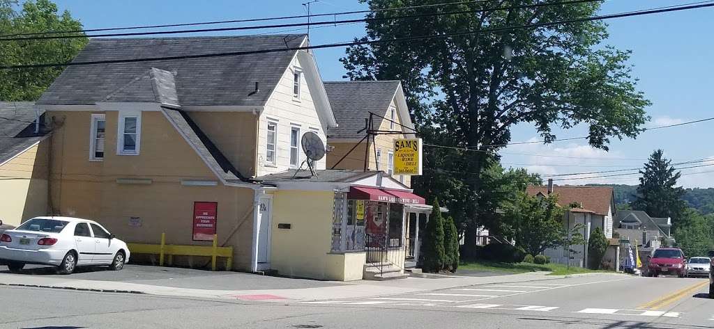 Sams Liquor & Deli | 325 W Clinton St, Dover, NJ 07801 | Phone: (973) 361-0650