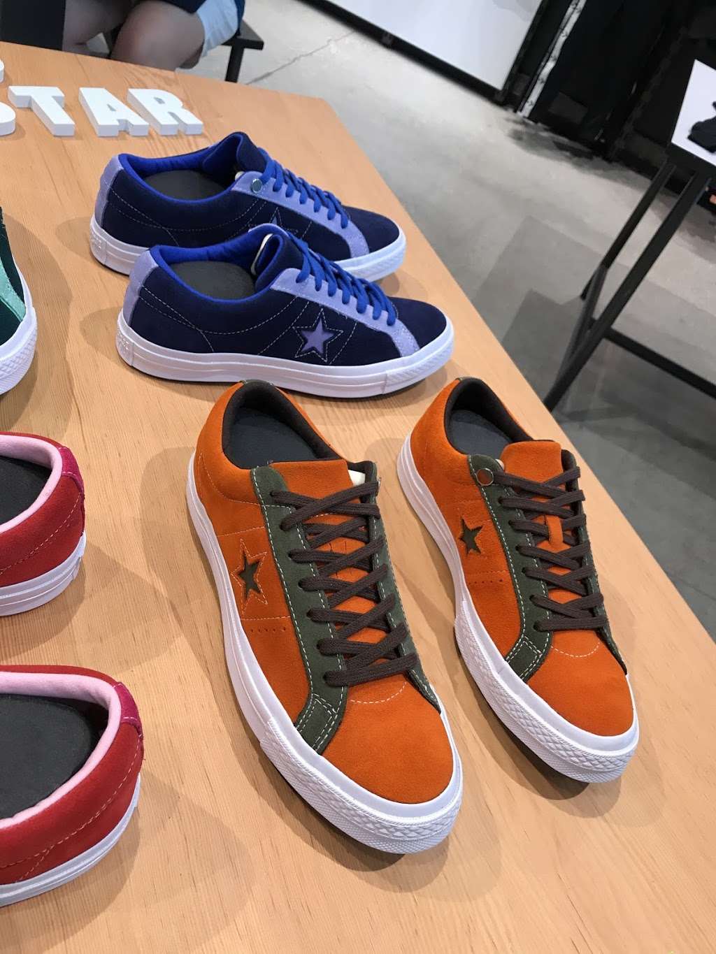 Converse Store | 11401 NW 12th St Space 458, Miami, FL 33172, USA | Phone: (305) 629-3927