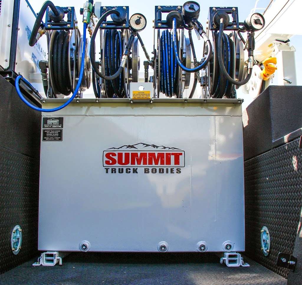 Summit Truck Bodies | 990 Vernon Rd, Wathena, KS 66090 | Phone: (866) 985-3100