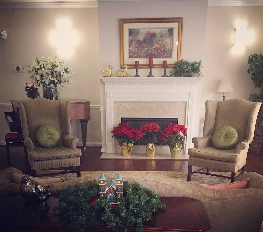 Summerset Assisted Living | 3711 Benjamin E Mays Dr SW, Atlanta, GA 30331 | Phone: (470) 231-2357