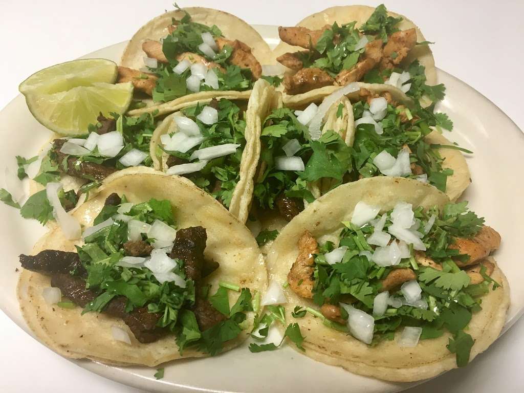 Ayalas Taqueria Y Restaurante | 905 13th St, Hempstead, TX 77445 | Phone: (979) 826-6124