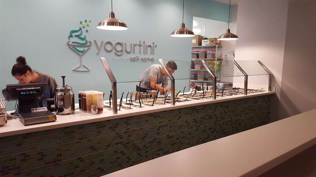 Yogurtini Shoal Creek | 8375 North Booth Avenue, Kansas City, MO 64158, USA | Phone: (816) 222-4882