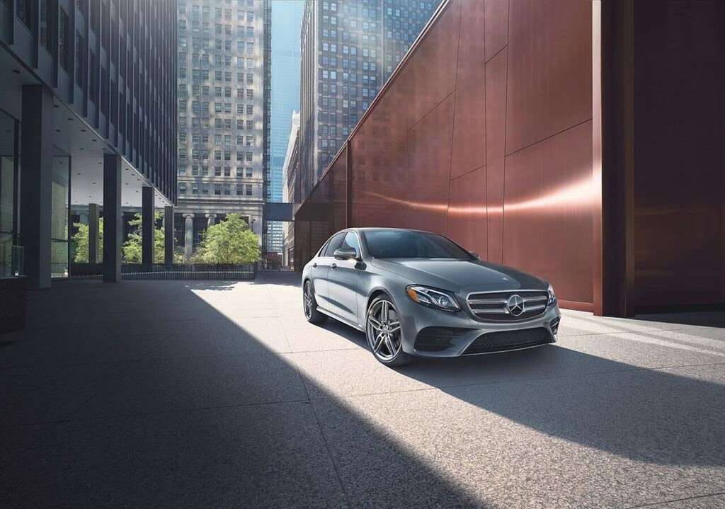 Mercedes-Benz of Fairfield | 165 Commerce Dr, Fairfield, CT 06825, USA | Phone: (203) 583-4467