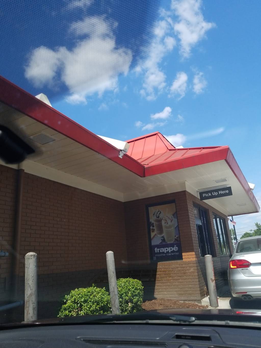 McDonalds | 4622 Dixie Hwy, Shively, KY 40216, USA | Phone: (502) 447-8964