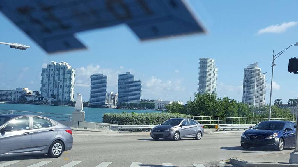 Mac Arthur CY & Bridge Rd | Miami, FL 33139, USA