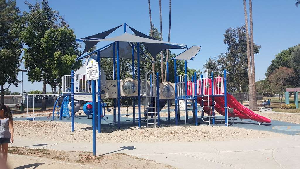 Furman Park | 10419 Rives Ave, Downey, CA 90241, USA | Phone: (562) 904-7238