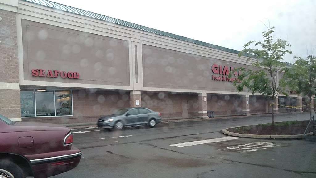 GIANT Food Stores | 4655 Perkiomen Ave, Reading, PA 19606, USA | Phone: (610) 406-9640