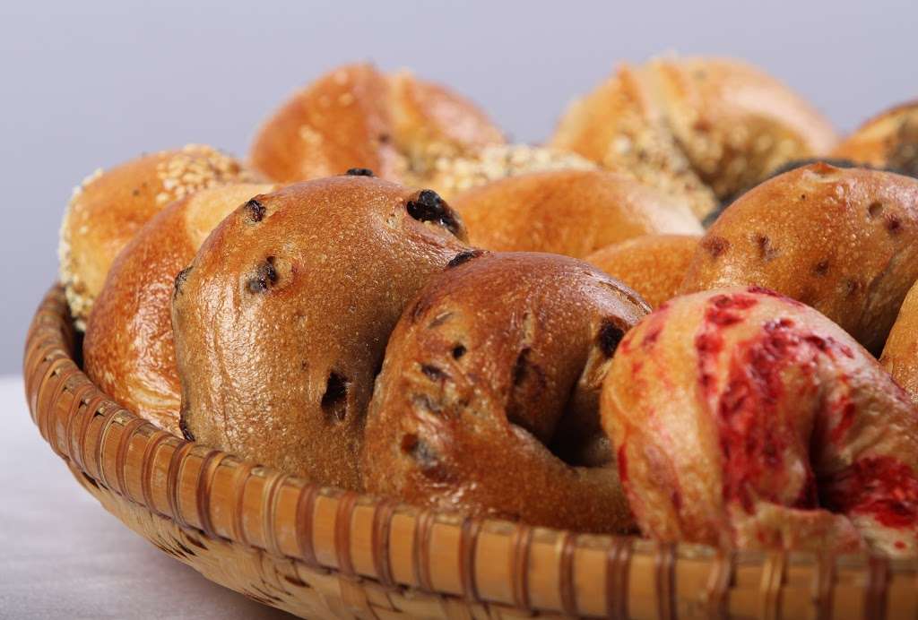 Bagels4u of Kenilworth | 601 Boulevard, Kenilworth, NJ 07033, USA | Phone: (908) 272-1513