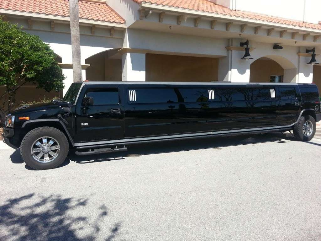 Orlando Limo - Disney Limo Service - First Choice Limo Service | 12024 Meadow Bend Loop #218, Orlando, FL 32821, USA | Phone: (321) 354-5907