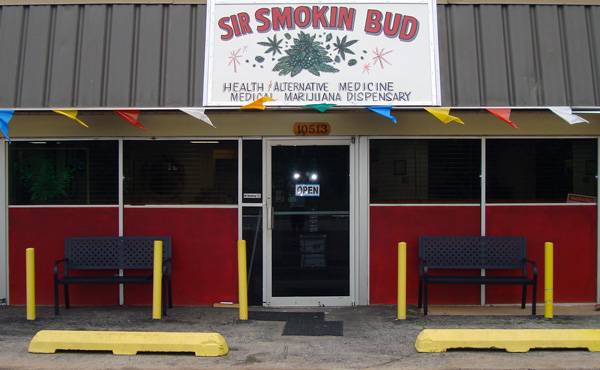 Sir Smokin Bud | 10513 S Sunnylane Rd, Oklahoma City, OK 73160, USA | Phone: (405) 760-4854