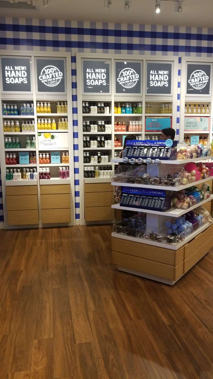 Bath & Body Works | 330 SW 145th Terrace, Pembroke Pines, FL 33027, USA | Phone: (954) 443-7590