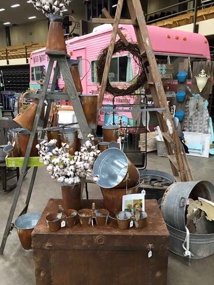 Wild West Vintage Decor | 8116 19th St, Lubbock, TX 79407, USA | Phone: (806) 778-2102