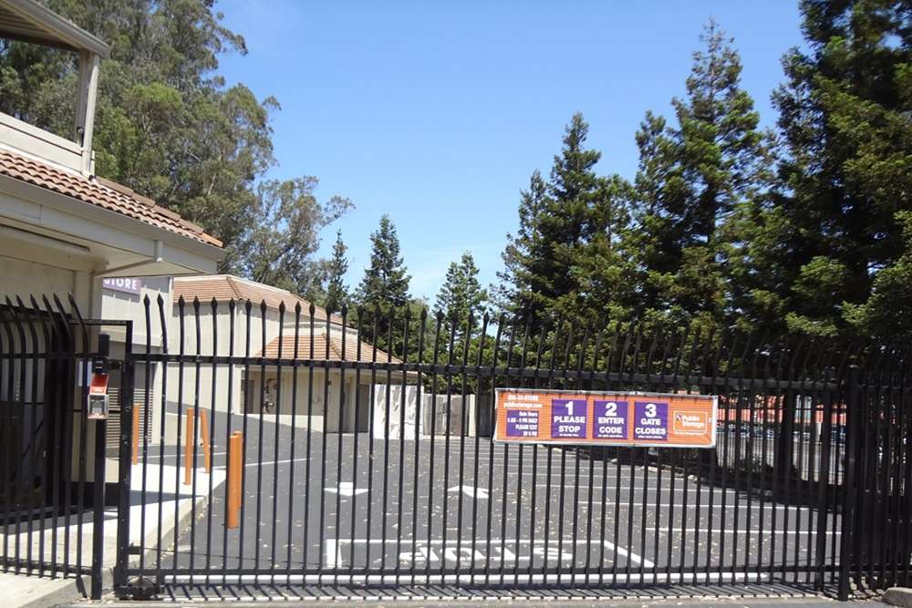 Public Storage | 817 Redwood Highway Frontage Rd, Mill Valley, CA 94941, USA | Phone: (415) 523-7853