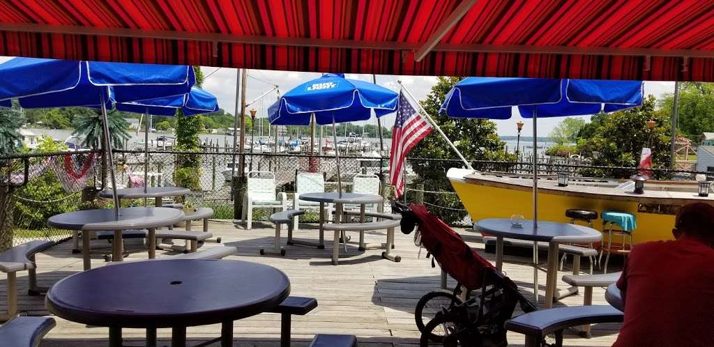 Scuttlebutt Restaurant & Marina | 12320 Neale Sound Dr, Cobb Island, MD 20625, USA | Phone: (240) 233-3113