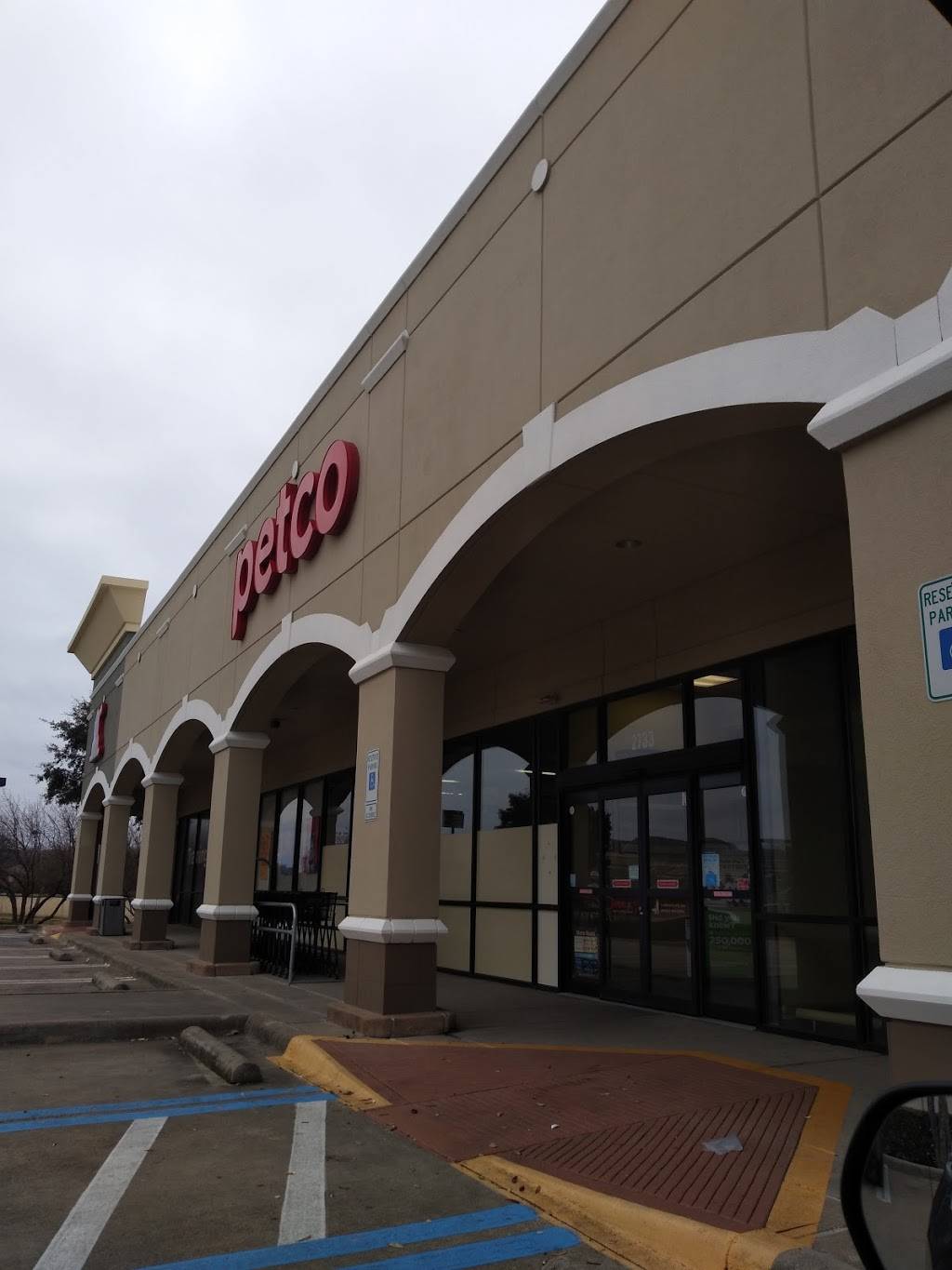 Petco | 2733 N Collins St, Arlington, TX 76006, USA | Phone: (817) 462-0672