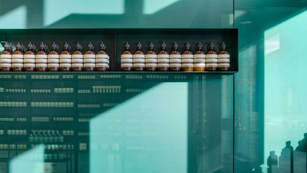 Aesop West Loop | 940 W Fulton Market, Chicago, IL 60607 | Phone: (312) 718-3509