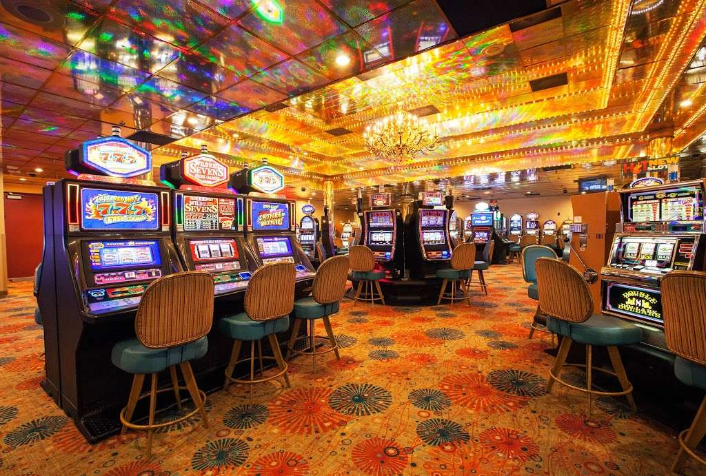 Majestic Star Casino & Hotel | 1 Buffington Harbor Dr, Gary, IN 46406, USA | Phone: (888) 225-8259