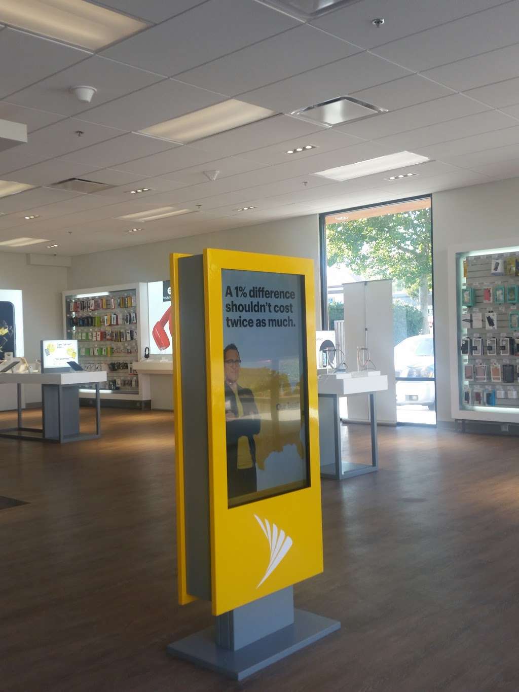 Sprint Store | 4110 E Highland Ave Ste C, Highland, CA 92346, USA | Phone: (909) 493-5616