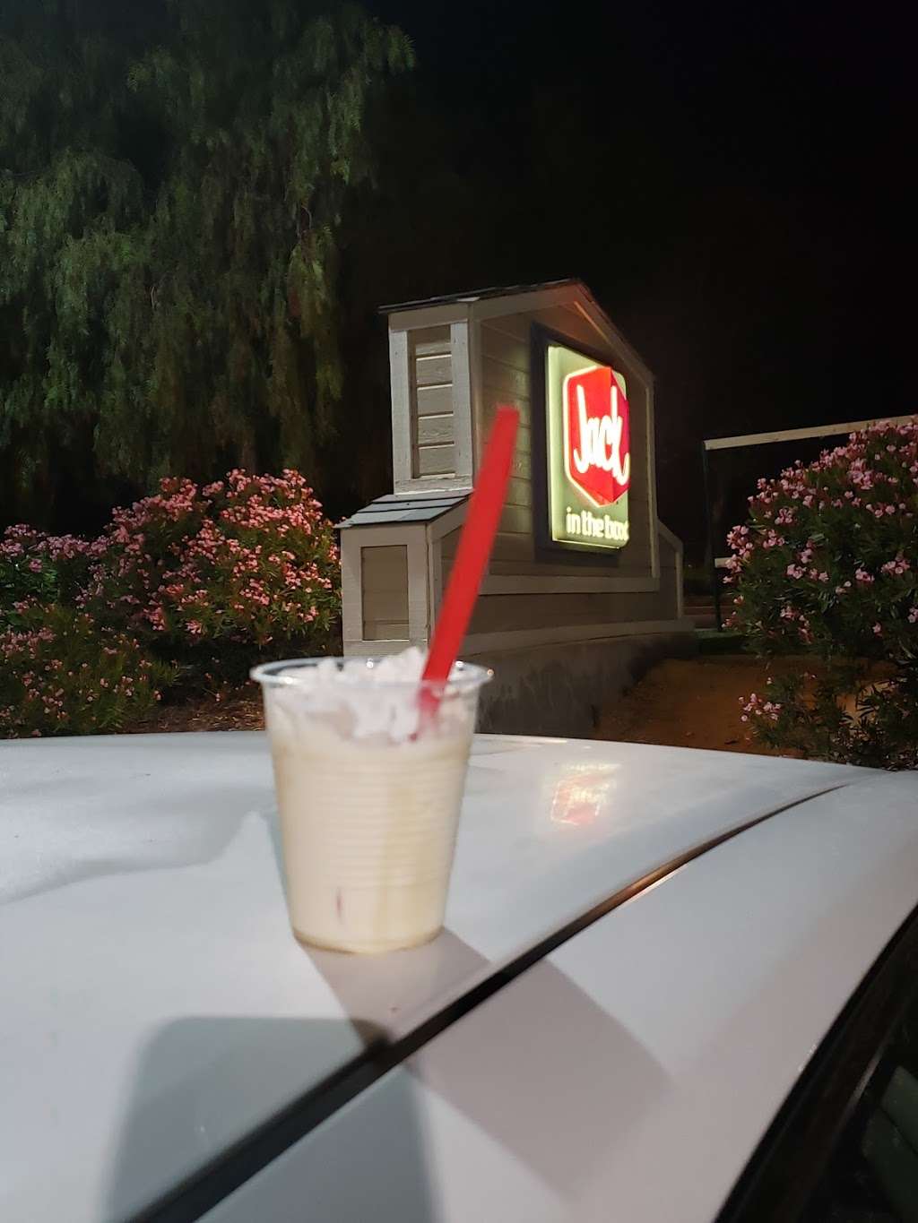 Jack in the Box | 23577 Sunnymead Ranch Pkwy, Moreno Valley, CA 92557, USA | Phone: (951) 247-7483