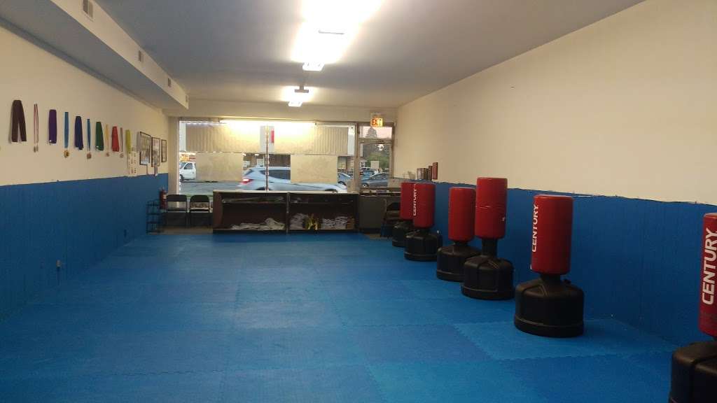 Franks Martial Arts (USMA Gunnison) | 6344 W Gunnison St, Chicago, IL 60630 | Phone: (708) 655-2938