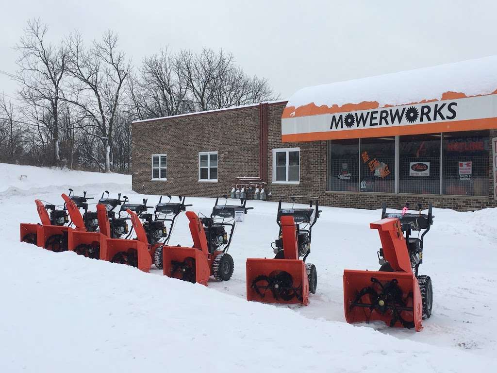 Mowerworks | 22166 N Hillview Dr, Lake Barrington, IL 60010 | Phone: (847) 842-8035