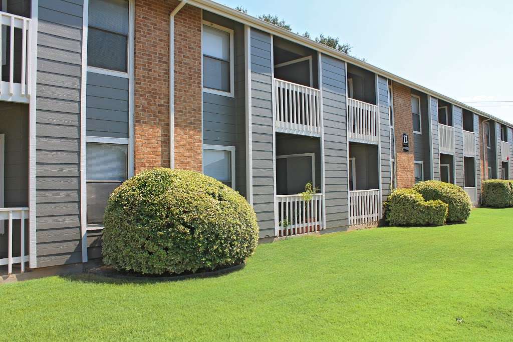 RiverBend Apartment Homes | 8237 S Flores St, San Antonio, TX 78221 | Phone: (210) 927-5456