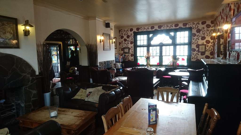 The Queens Head | 25 High Street Downe, Downe, Orpington BR6 7US, UK | Phone: 01689 852145