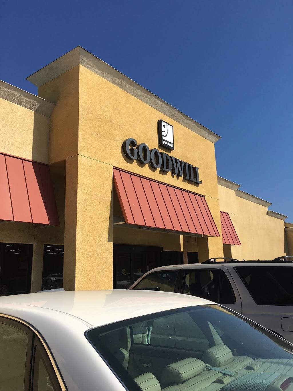 Goodwill Store & Donation Center | 849 S Tustin St, Orange, CA 92866, USA | Phone: (714) 538-0851