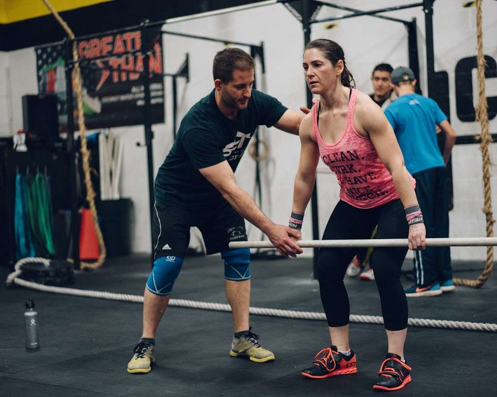 Performance Factory Training Home of CrossFit PFT | 525 Bank Ln, Highwood, IL 60040, USA | Phone: (847) 748-8441