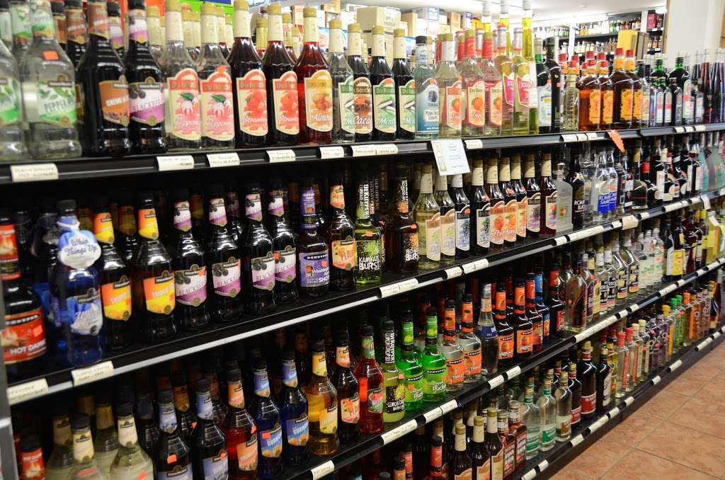 Jays Liquors | 4050 Wolf Rd, Oswego, IL 60543, USA | Phone: (630) 636-6111