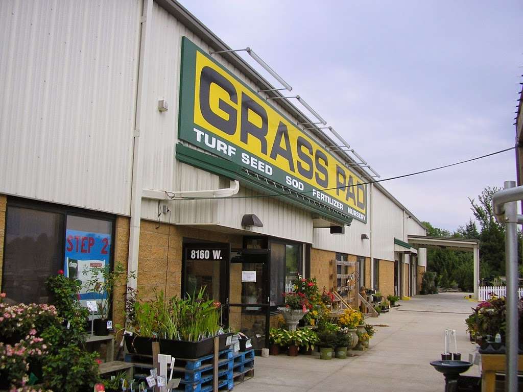 Grass Pad | 8160 W 199th St, Bucyrus, KS 66013 | Phone: (913) 681-8948