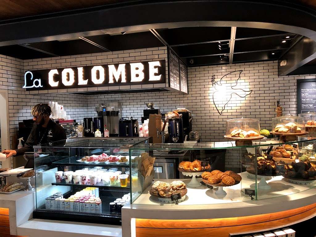 La Colombe - Terminal B | Philadelphia International Airport (PHL), 8000 Essington Avenue, Philadelphia, PA 19153, USA