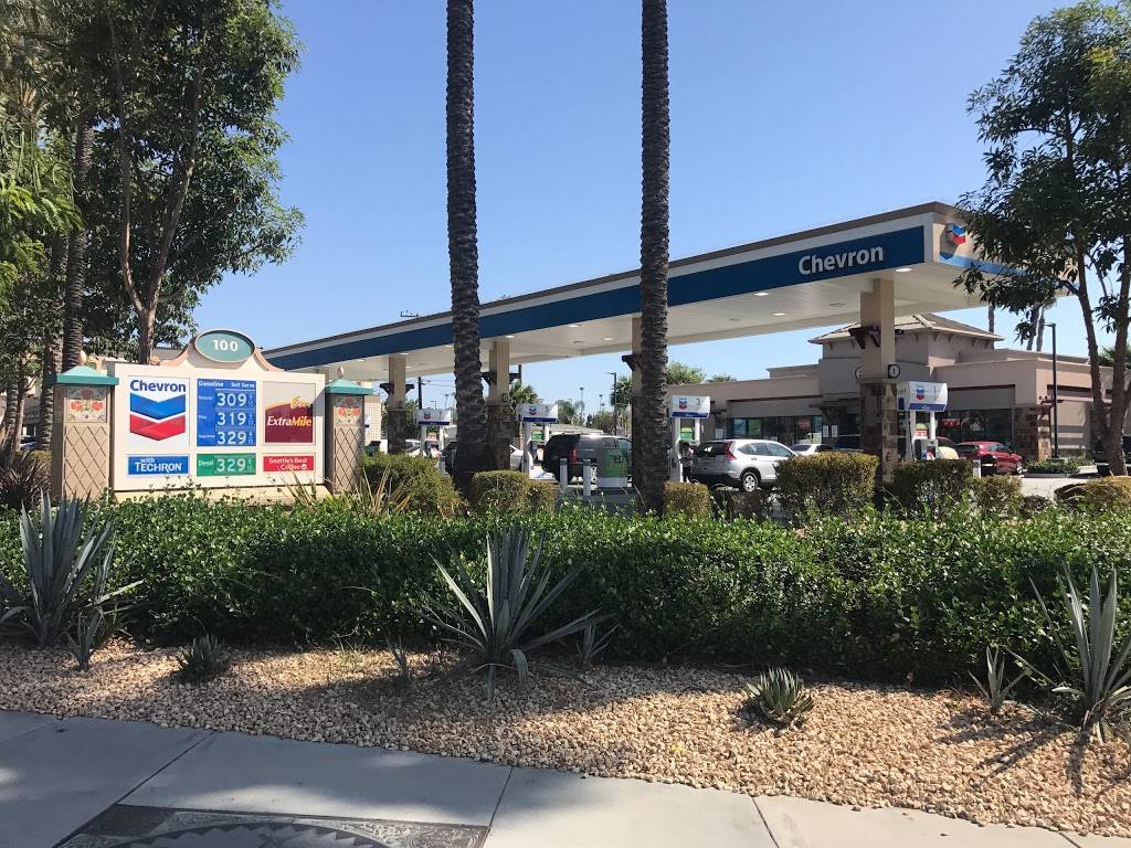 Chevron ExtraMile | 100 E Katella Ave, Anaheim, CA 92802, USA | Phone: (714) 758-3875