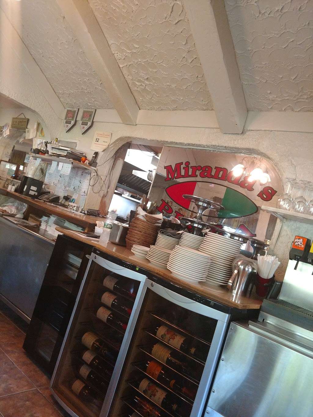 Mirandas Pizza & Restaurant | 1056 Main St S, Southbury, CT 06488, USA | Phone: (203) 262-6400