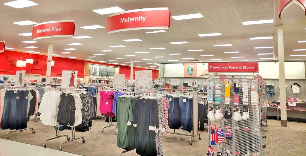 Target | 17605 S Halsted St, Homewood, IL 60430, USA | Phone: (708) 335-5250