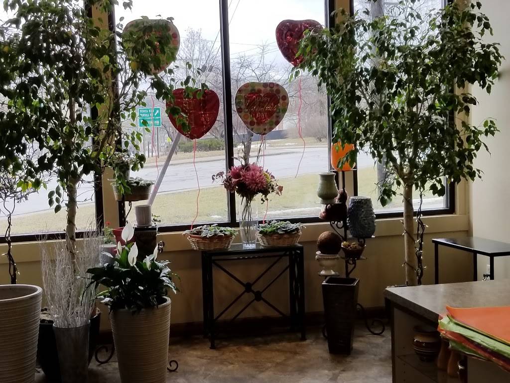 Segelins Florist | 10664 Carnegie Ave, Cleveland, OH 44106, USA | Phone: (216) 791-8900