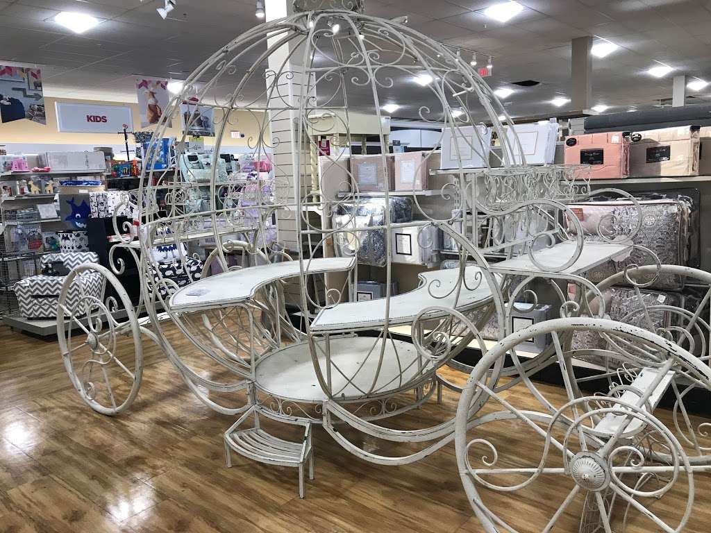 HomeGoods | 1850 Post Road East, Westport, CT 06880, USA | Phone: (203) 256-9453