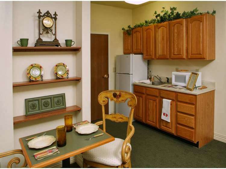 Millers Senior Living Community | 225 W Harrison St, Mooresville, IN 46158 | Phone: (317) 834-6892