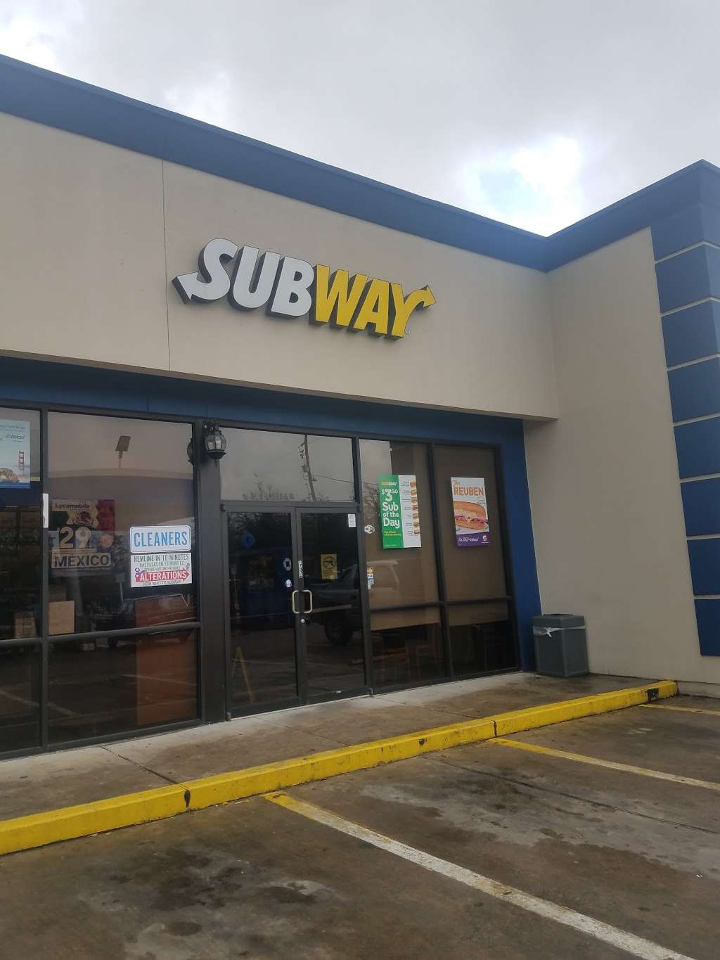 Subway Restaurants | 7614 Lyons Ave, Houston, TX 77020, USA | Phone: (713) 673-0801