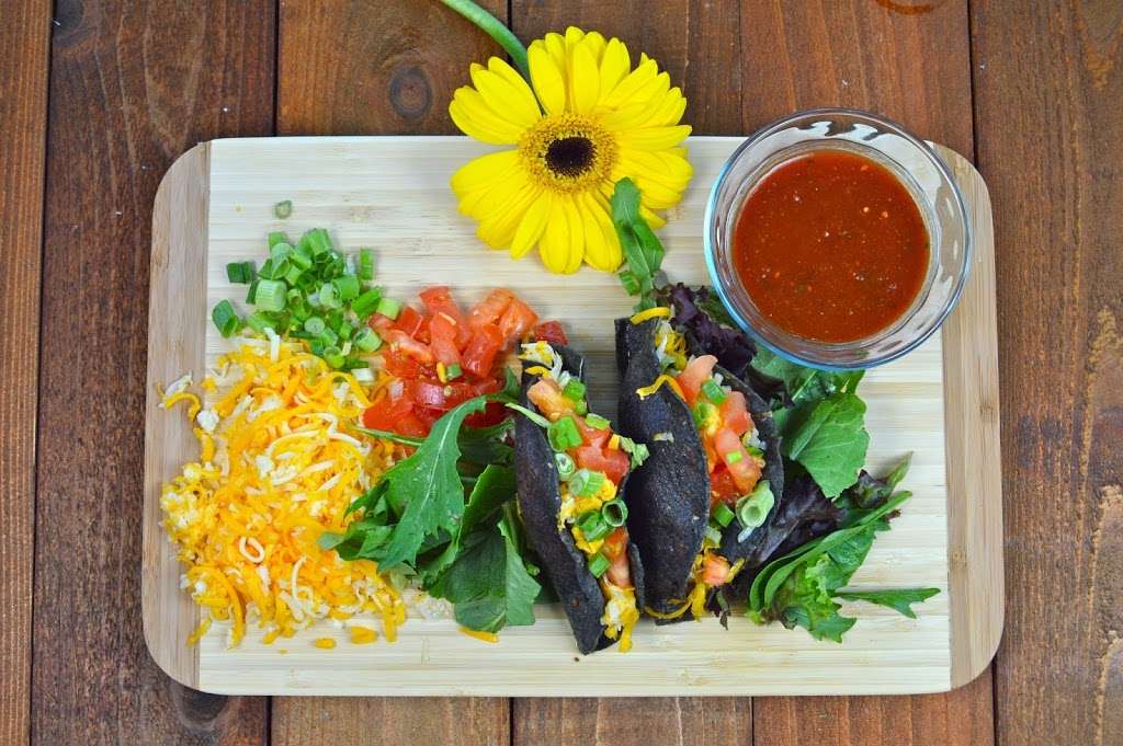 The Salty Iguana Mexican Restaurant | 10478 S Ridgeview Rd, Olathe, KS 66061, USA | Phone: (913) 310-9003