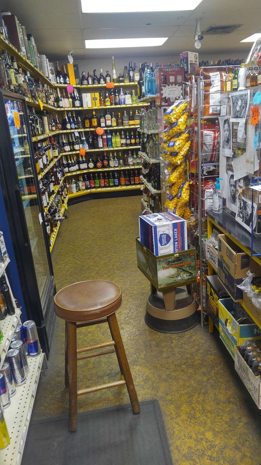 Burns Harbor Liquors | 310 Melton Rd, Chesterton, IN 46304, USA | Phone: (219) 787-8300